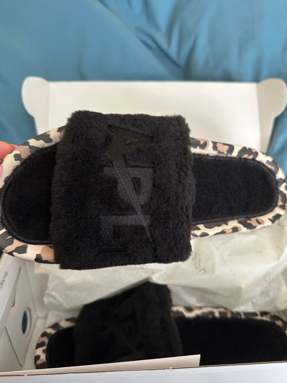 APL Women’s Shearling Slide Black with Leopard
